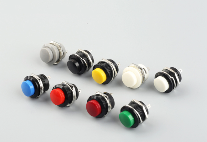 Pushbutton Switch